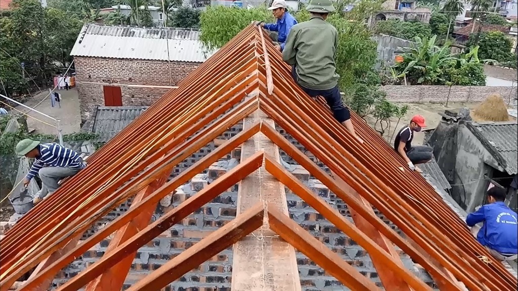 What are the methods of roof framing system?