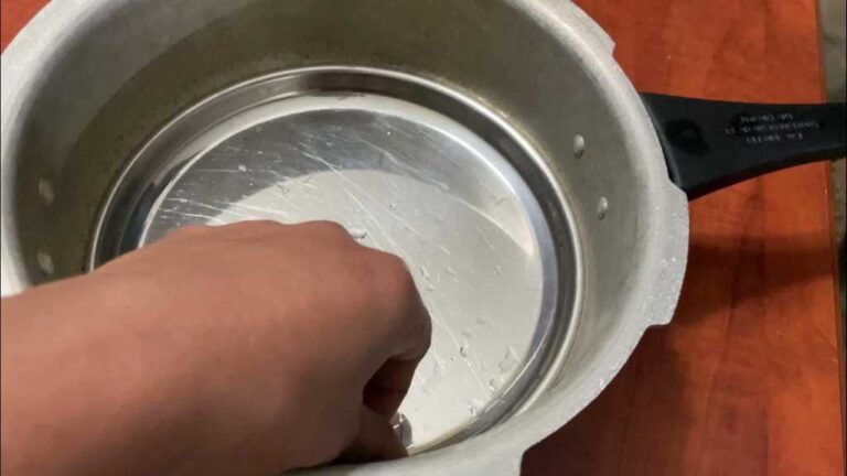 How to get a stuck plate out of a bowl