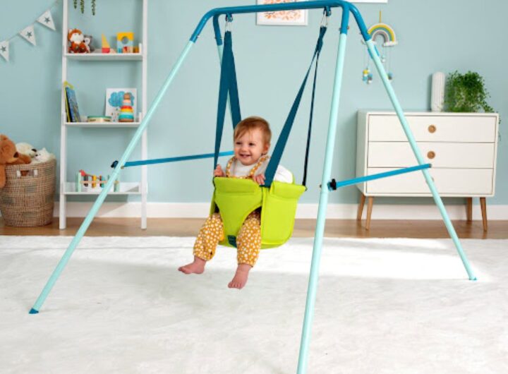 What are the safety features of a baby swing